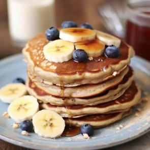 banana oatmeal pncakes