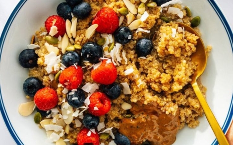 quinoa breakfast bowl