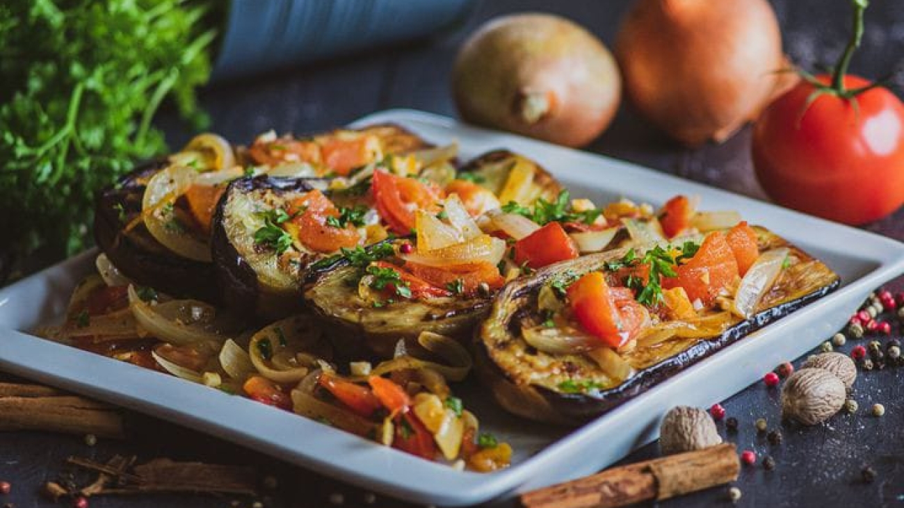 stuffed eggplant